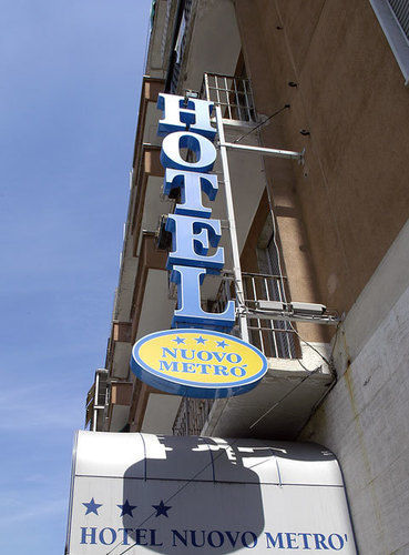 Hotel Nuovo Metro Milan Exterior photo